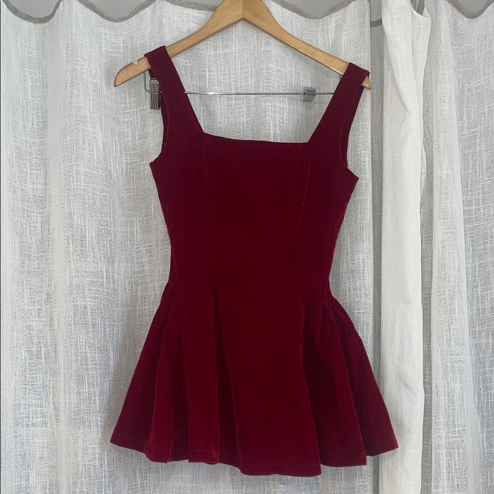 Elegant Velvet Sleeveless Women's Dress